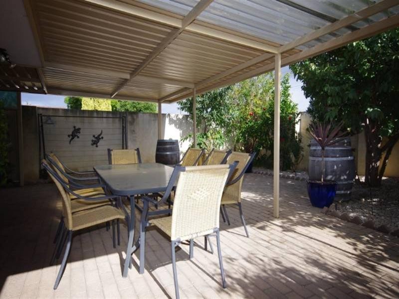 8/6-8 Camden Street, Dianella WA 6059