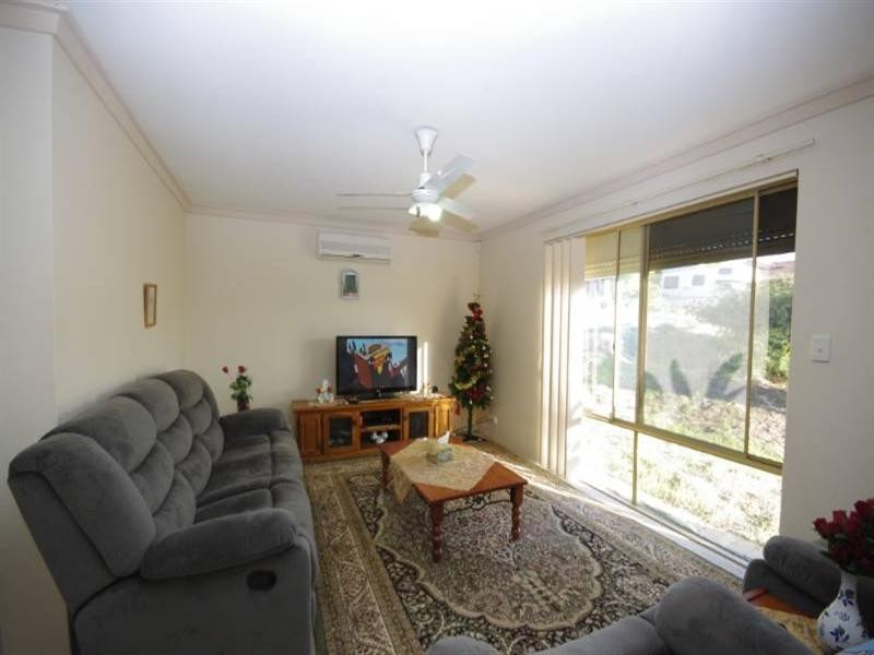 12 Mulberry Lane, Mirrabooka WA 6061