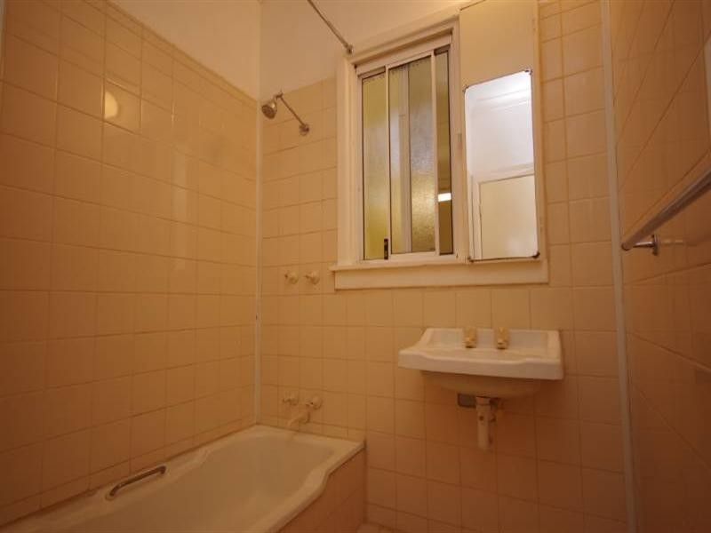 21 Louden Street, Balga WA 6061