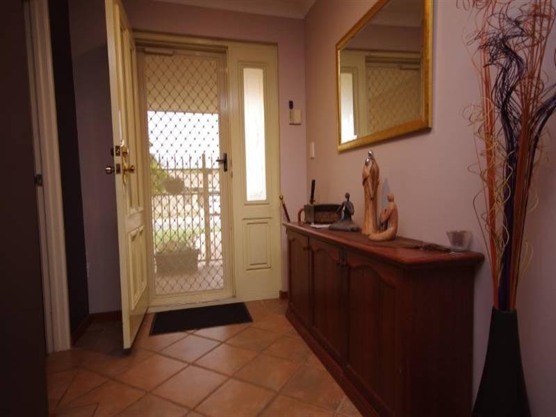 20 Picton Terrace, Alexander Heights WA 6064