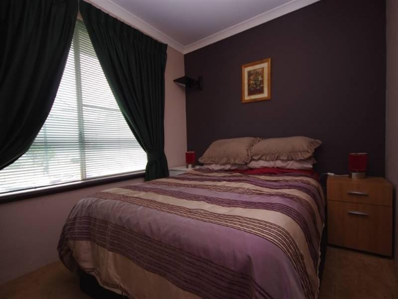 20 Picton Terrace, Alexander Heights WA 6064