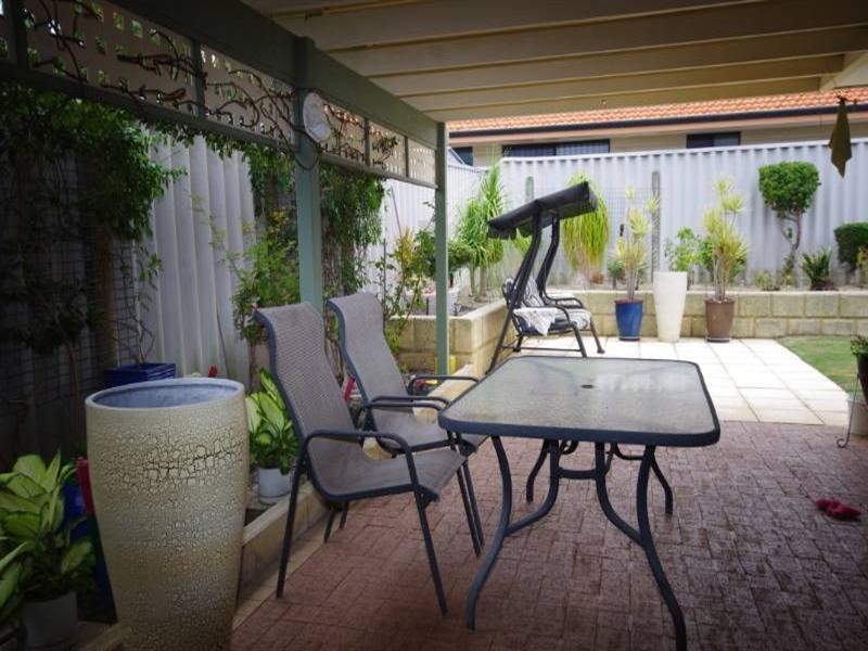 20 Picton Terrace, Alexander Heights WA 6064