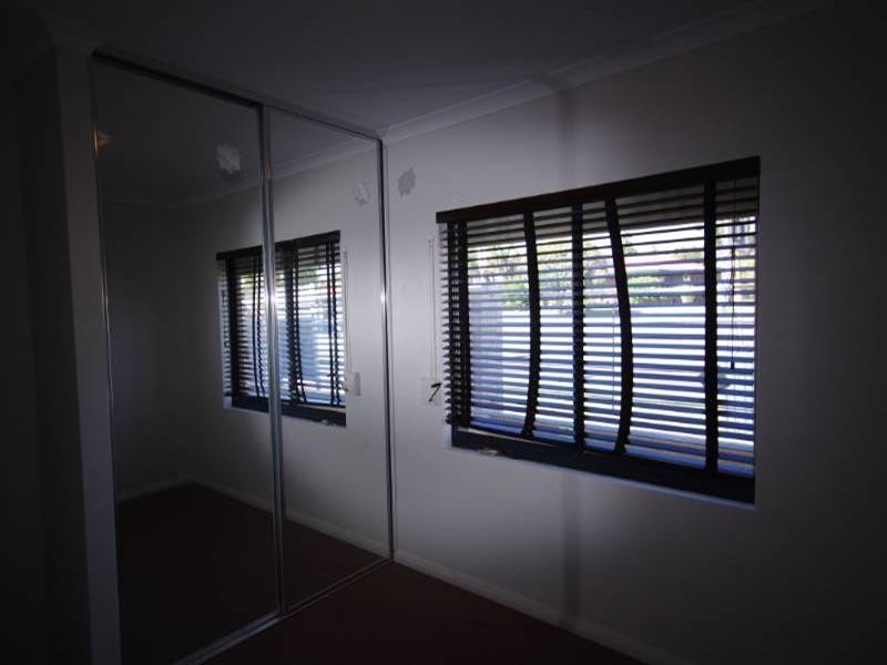 U1/217 Ravenswood Drive, Westminster WA 6061