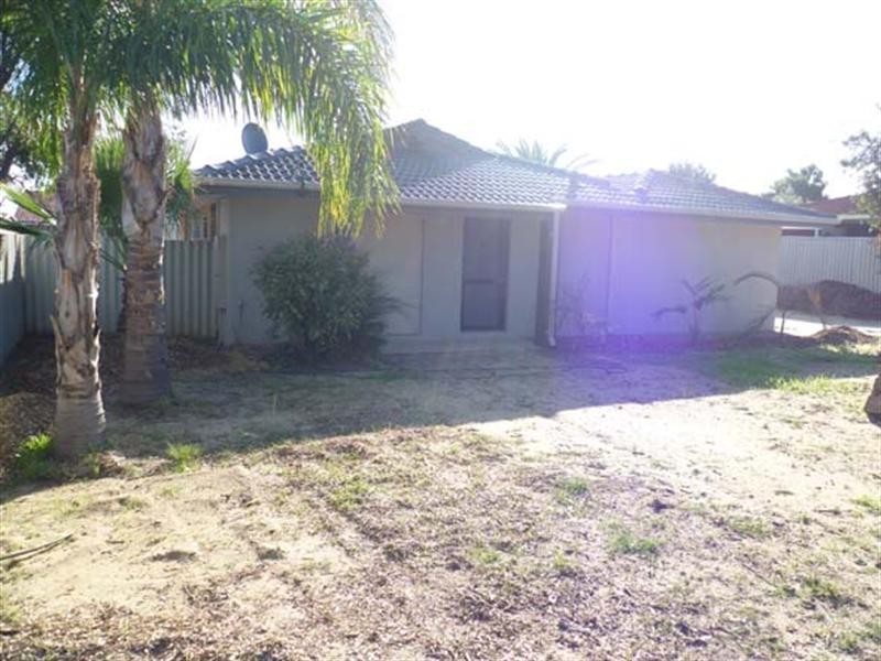 26 Harris Way, Westminster WA 6061