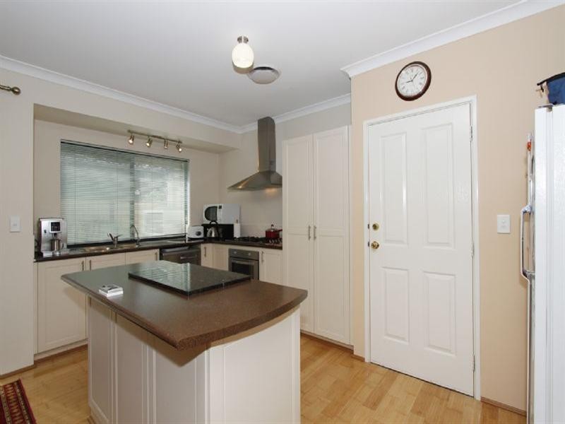 27 Colne Way, Girrawheen WA 6064