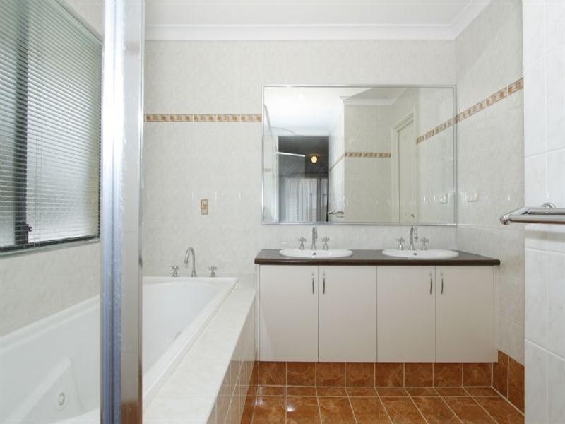 27 Colne Way, Girrawheen WA 6064