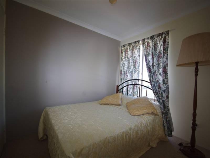 10 River Fig Place, Alexander Heights WA 6064