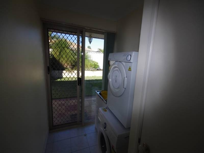 10 River Fig Place, Alexander Heights WA 6064