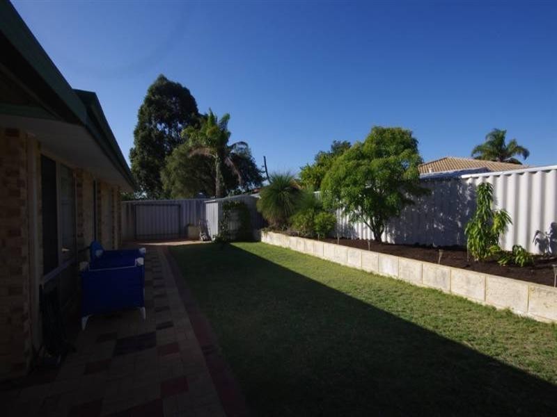 10 River Fig Place, Alexander Heights WA 6064