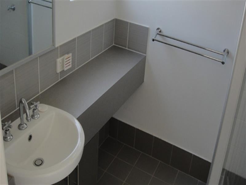 2/92 Culloton Crescent, Balga WA 6061