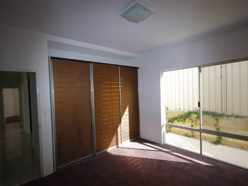 2 Cruiser Turn, Landsdale WA 6065