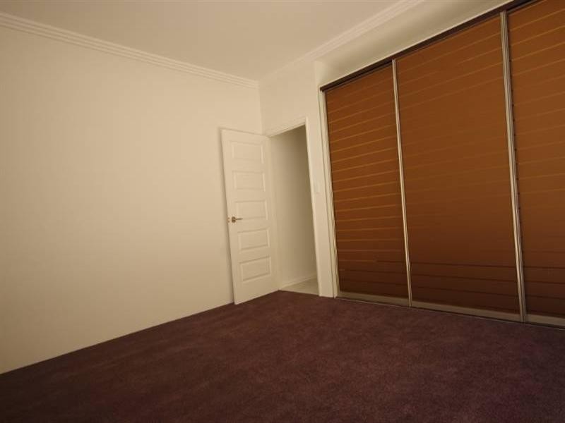 2 Cruiser Turn, Landsdale WA 6065