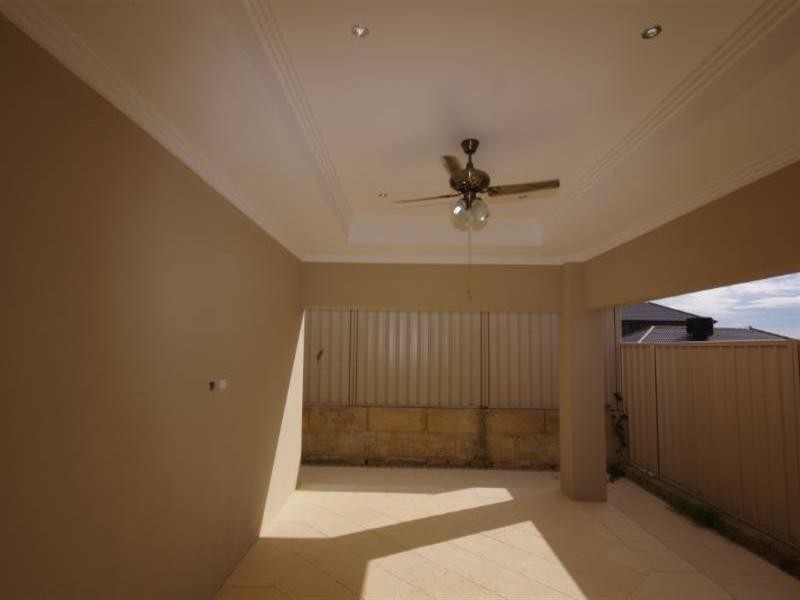 2 Cruiser Turn, Landsdale WA 6065