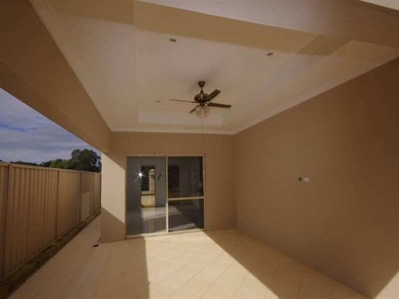 2 Cruiser Turn, Landsdale WA 6065