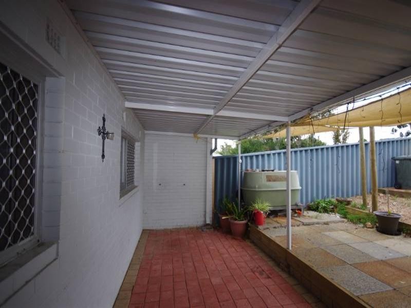 3/26 Salcott Road, Girrawheen WA 6064