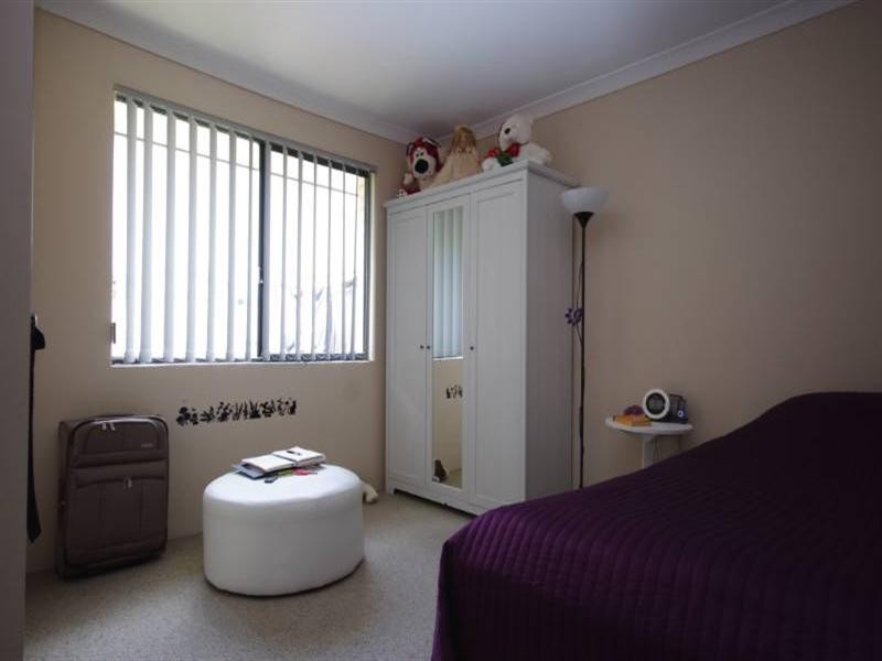 27 Lively Circle, Mirrabooka WA 6061