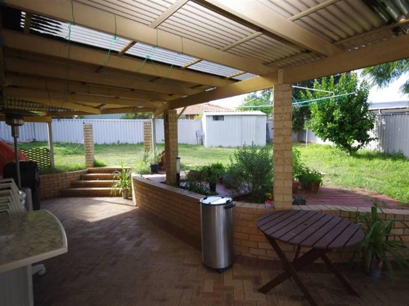 8 Indigo Close, Mirrabooka WA 6061