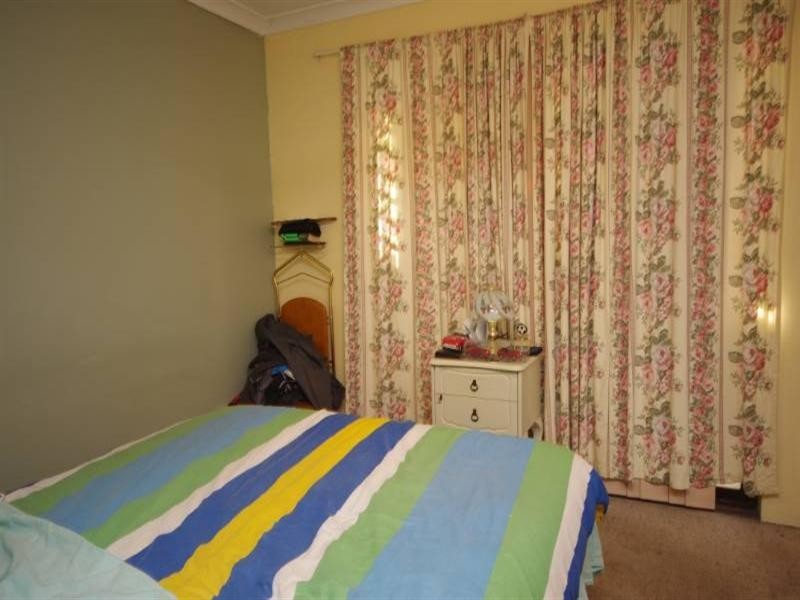 9 Pinetree Close, Alexander Heights WA 6064