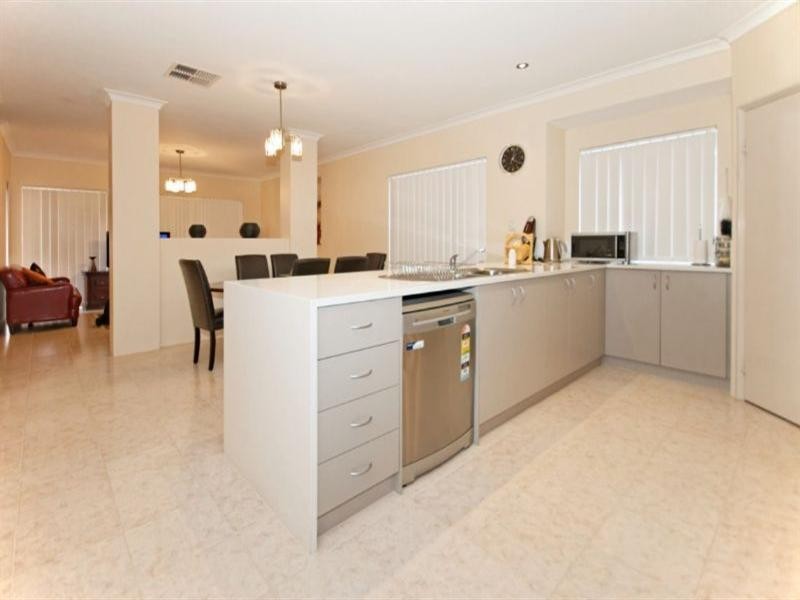 8a Kirkstone Place, Balga WA 6061