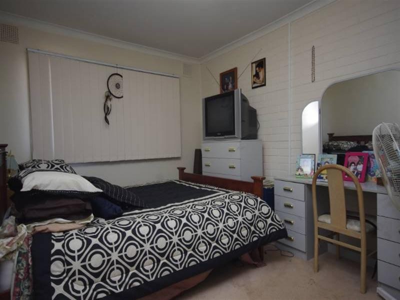 24h Pelham Way, Girrawheen WA 6064