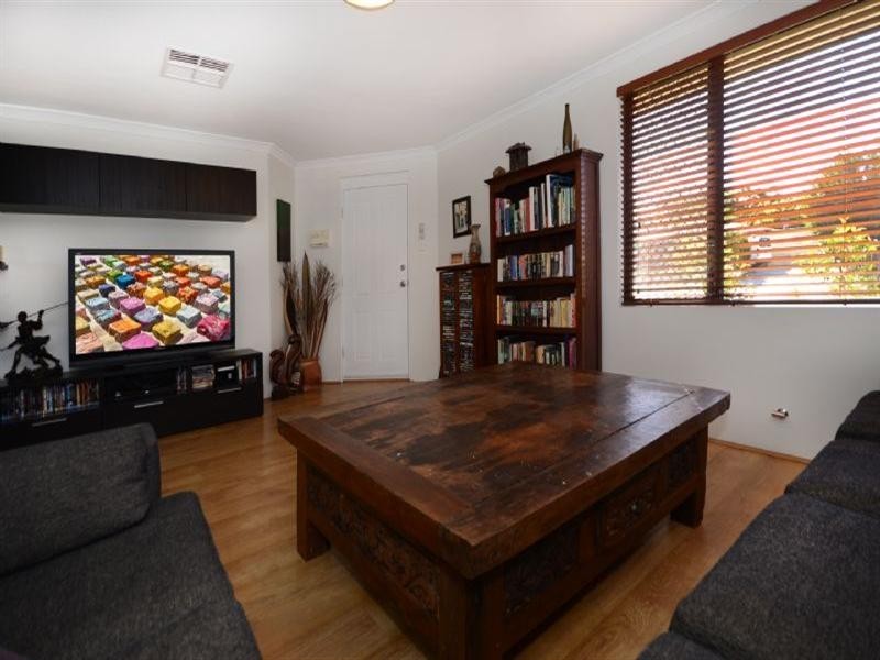 68 Gossamer Avenue, Mirrabooka WA 6061