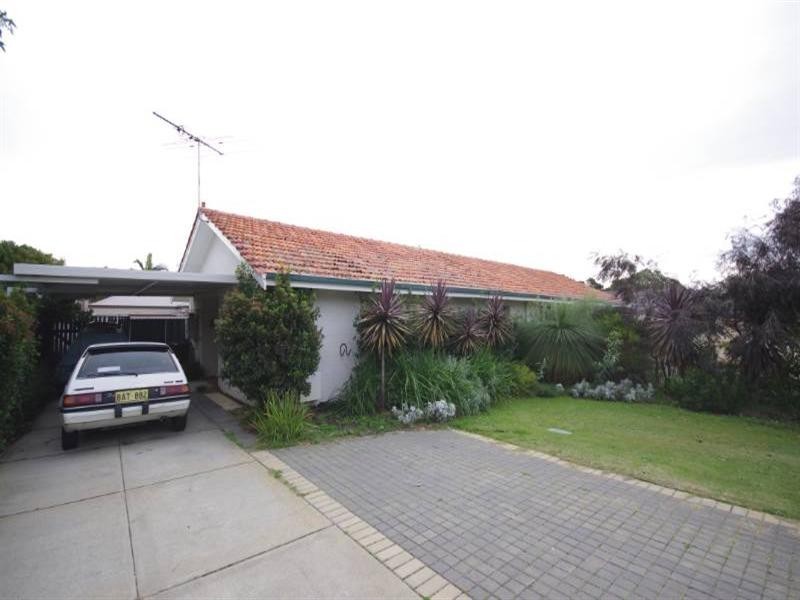 5a Compton Street, Balga WA 6061