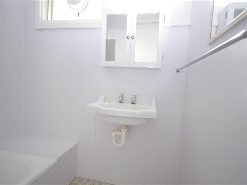 23b Mirrabooka Avenue, Girrawheen WA 6064