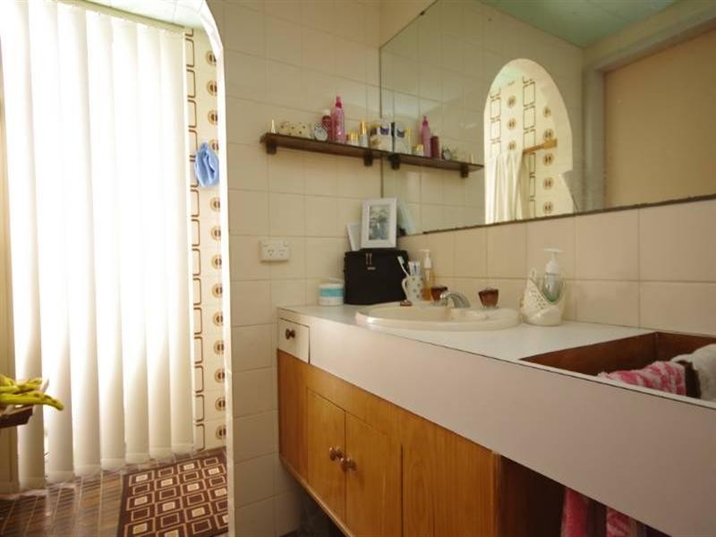 3 Parin Road, Marangaroo WA 6064