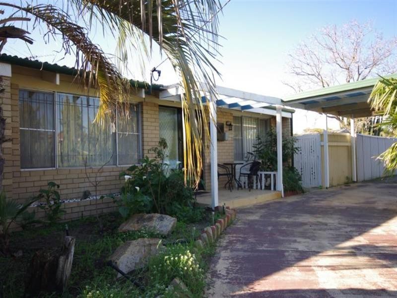 3 Parin Road, Marangaroo WA 6064