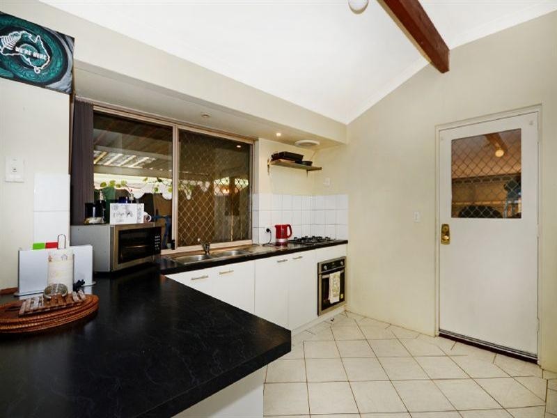 5 Lae Court, Ballajura WA 6066
