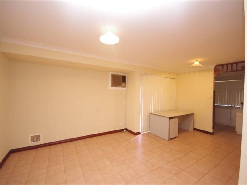 17 Gossamer Avenue, Mirrabooka WA 6061