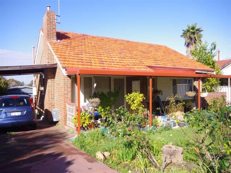 60 Fernhurst Crescent, Balga WA 6061