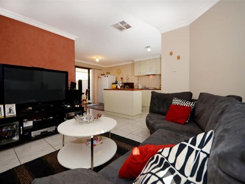 16c Carcoola Street, Nollamara WA 6061