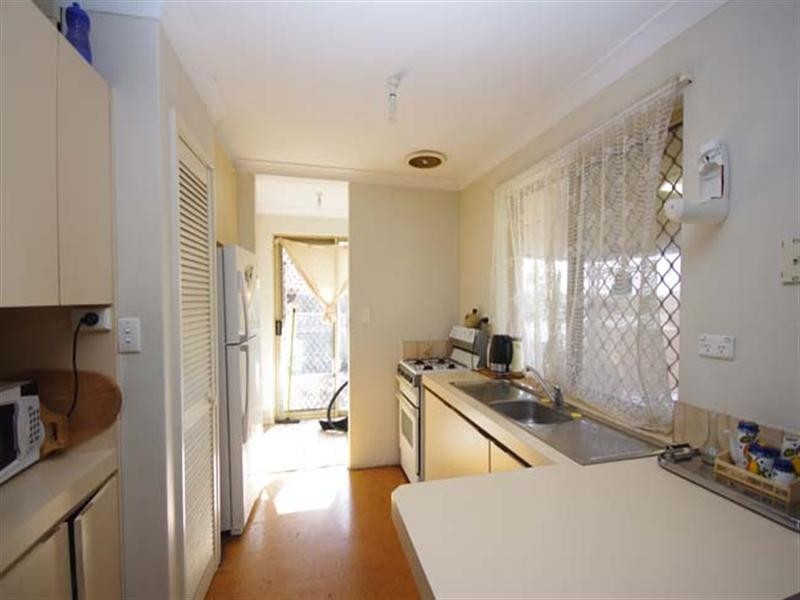 12 Pendula Gardens, Mirrabooka WA 6061