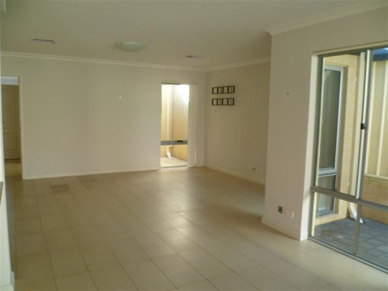 24B Nanson Way, Nollamara WA 6061