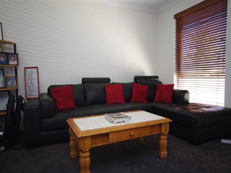 22 Muchea Garden, Dianella WA 6059