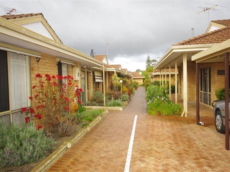 20/28 Marangaroo Drive, Marangaroo WA 6064