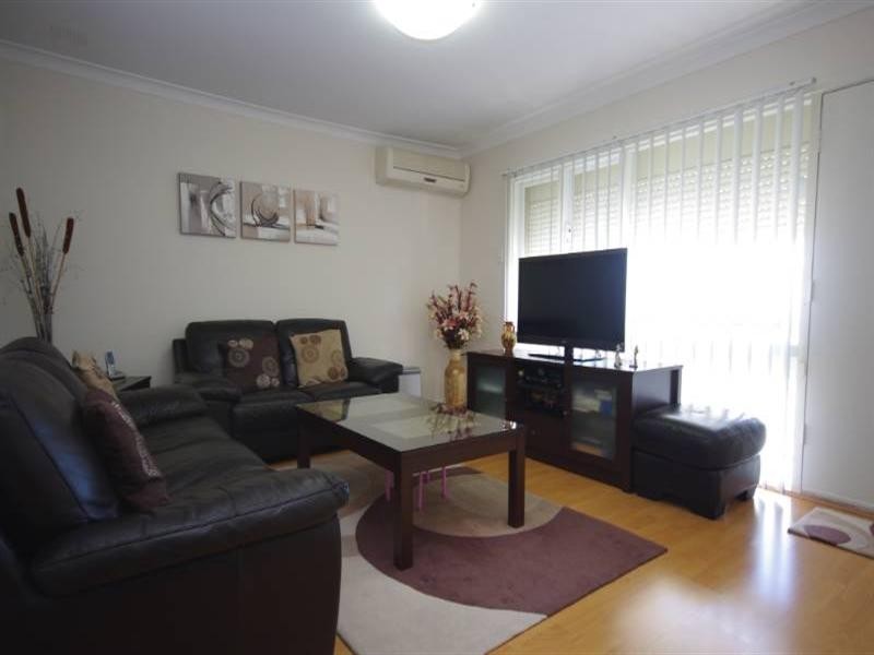 2a Shalford Way, Girrawheen WA 6064