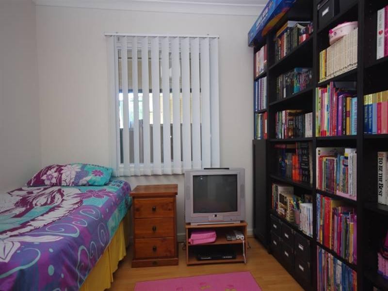 2a Shalford Way, Girrawheen WA 6064