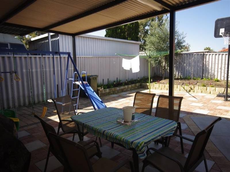 2a Shalford Way, Girrawheen WA 6064