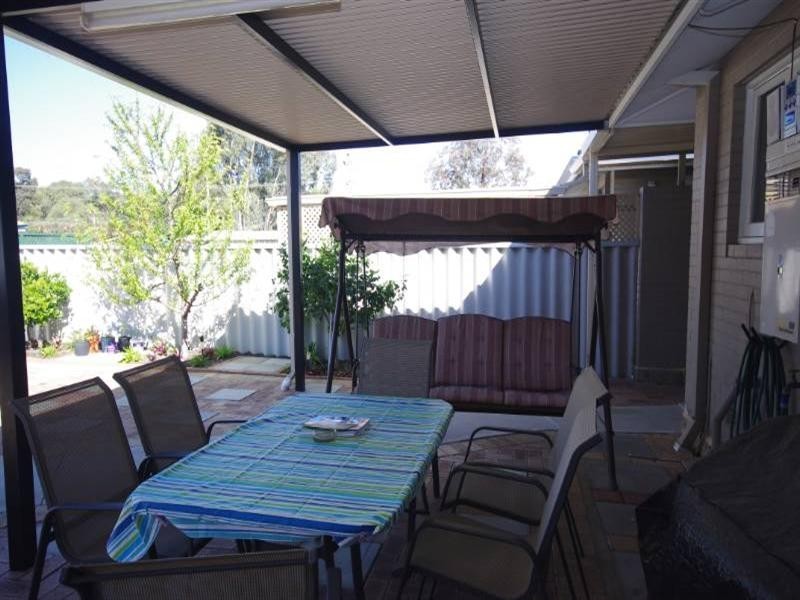 2a Shalford Way, Girrawheen WA 6064