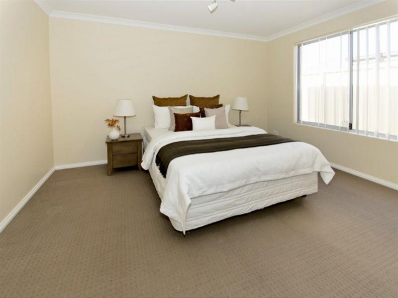 2c Playden Way, Balga WA 6061