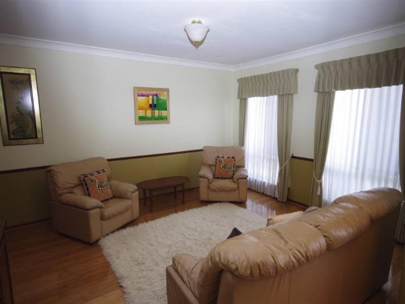 29 Dressler Way, Girrawheen WA 6064