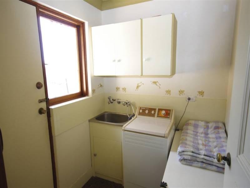 29 Dressler Way, Girrawheen WA 6064