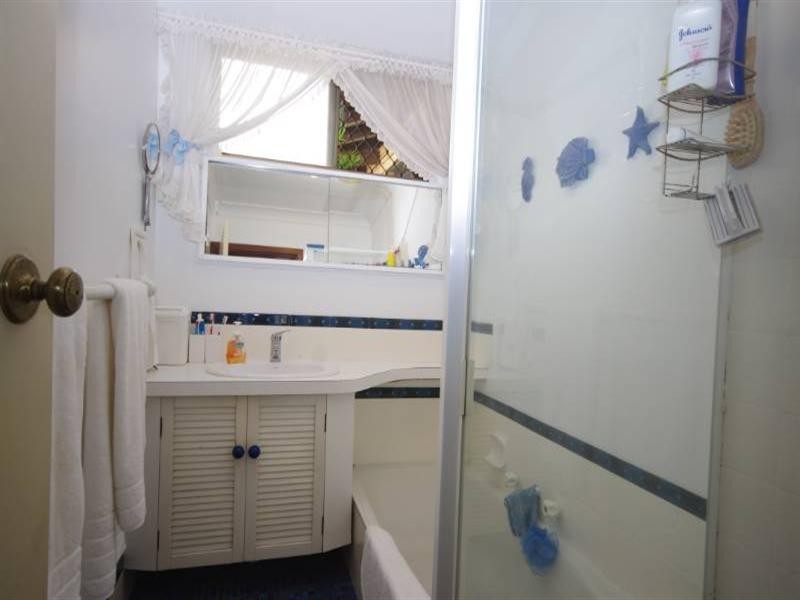 29 Dressler Way, Girrawheen WA 6064