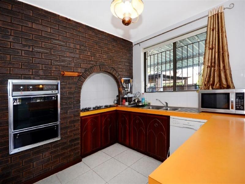 92 Morley Drive, Yokine WA 6060