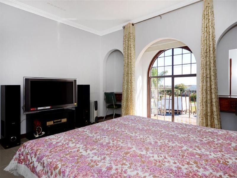 92 Morley Drive, Yokine WA 6060