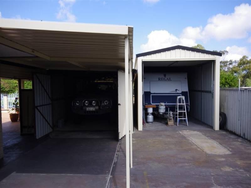 10 Bexley Way, Girrawheen WA 6064