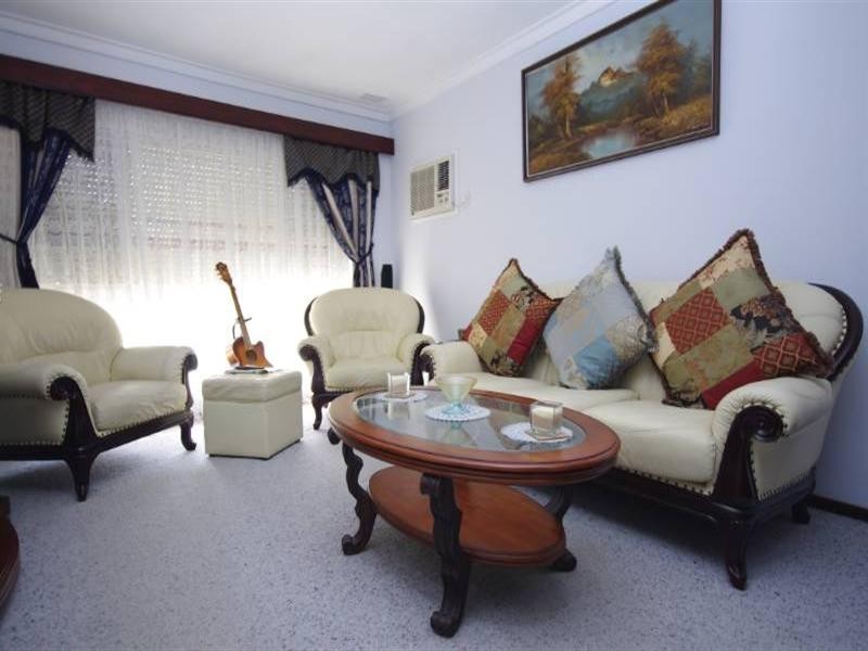 10 Bexley Way, Girrawheen WA 6064