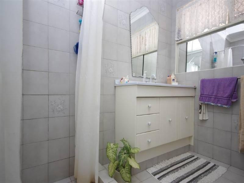 10 Bexley Way, Girrawheen WA 6064